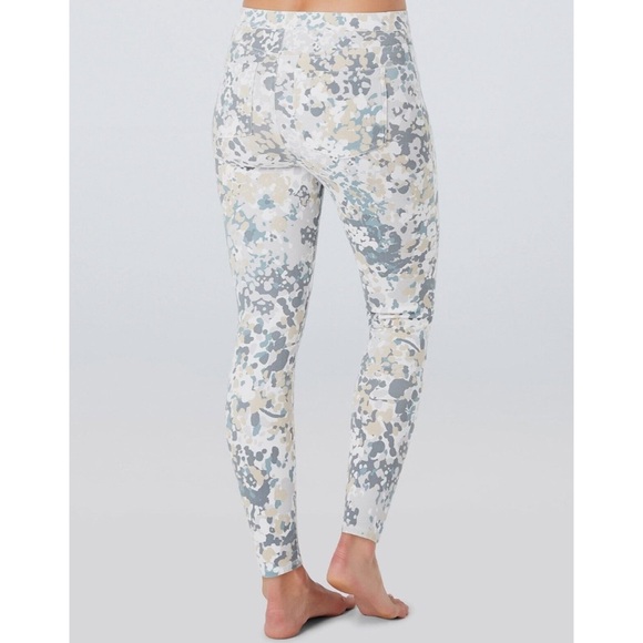 Spanx Jean-ish Ankle Leggings in Blue Abstract Floral Size L - Picture 2 of 12